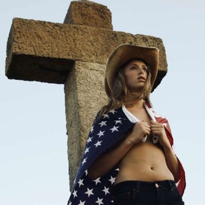 Editorial by Sebastián Troncoso